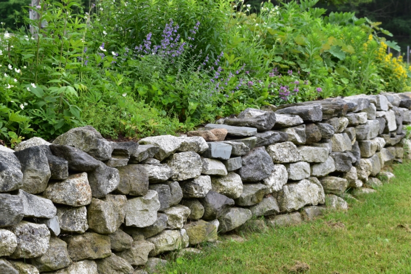 Stone-Wall-Milton-WA